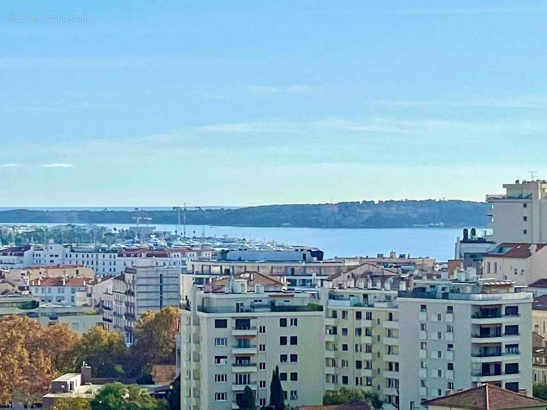 Appartement à CANNES