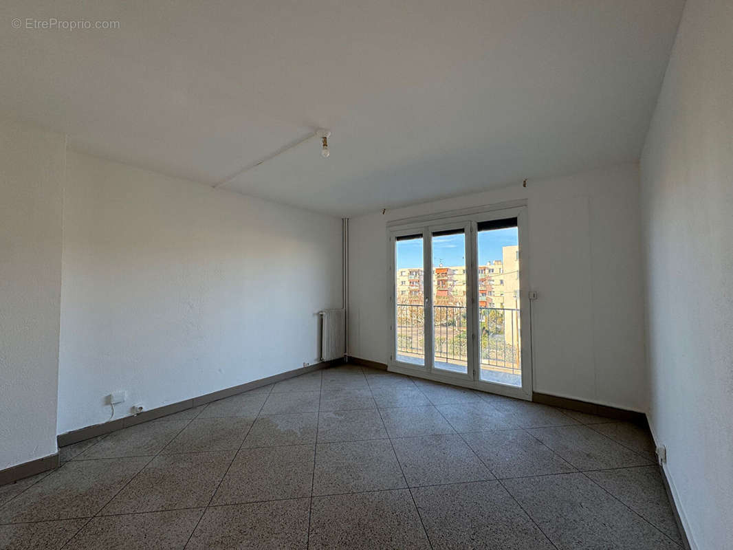 Appartement à MARSEILLE-13E