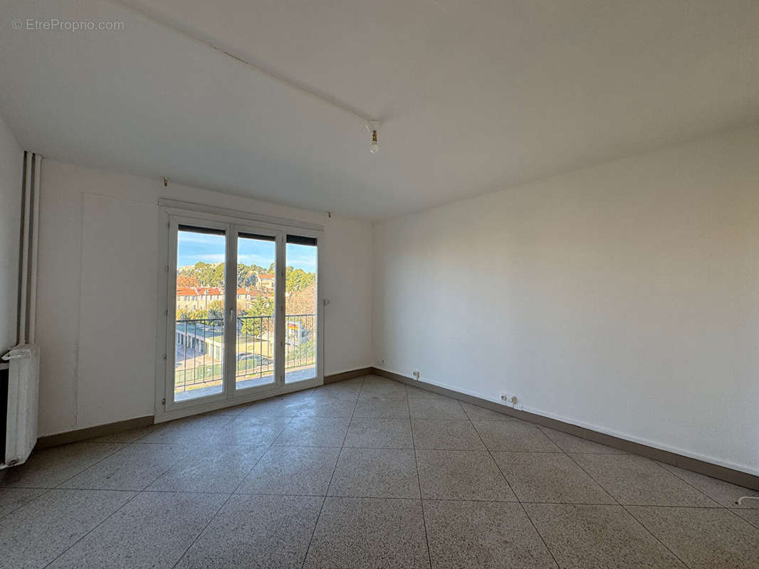 Appartement à MARSEILLE-13E