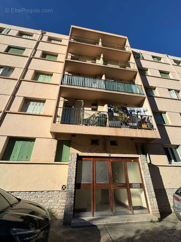 Appartement à MARSEILLE-13E