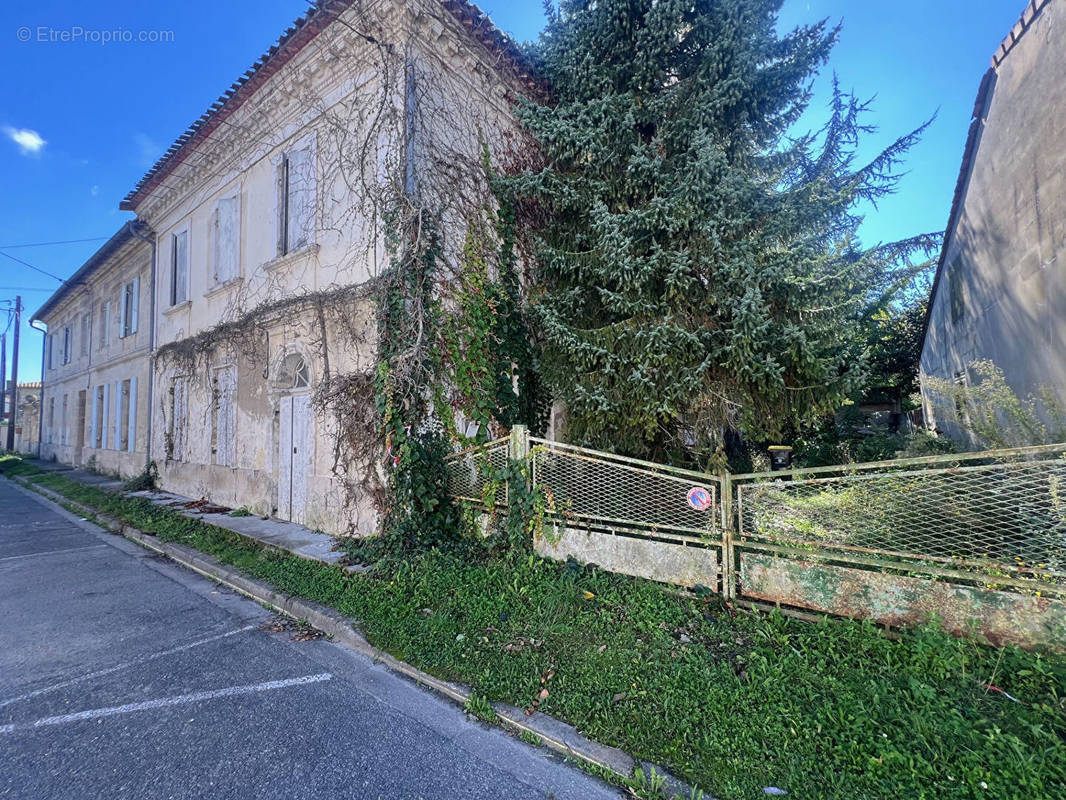 Maison à GENISSAC