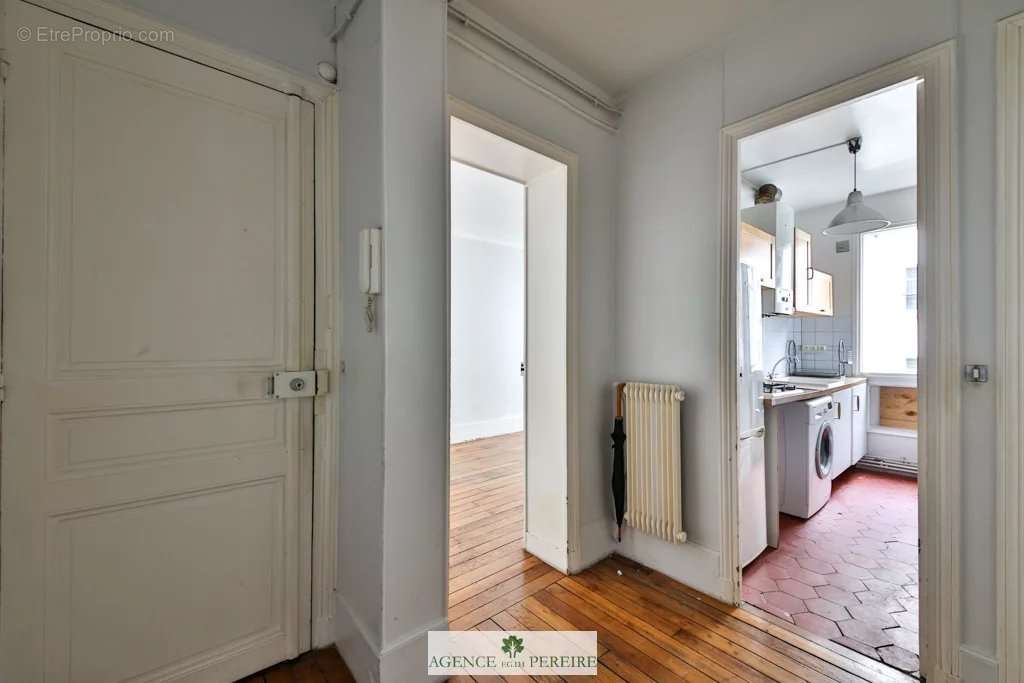 Appartement à PARIS-17E