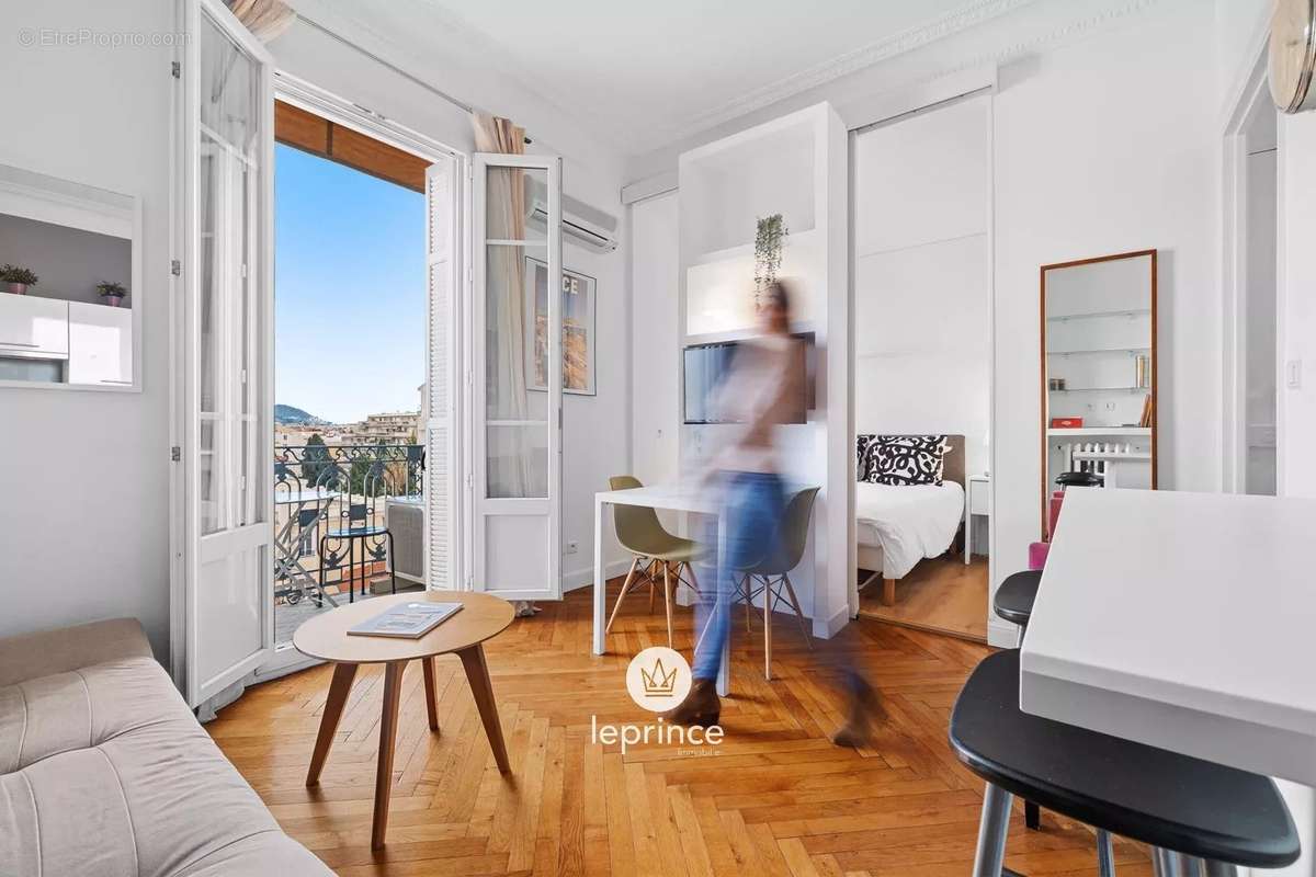 Appartement à NICE