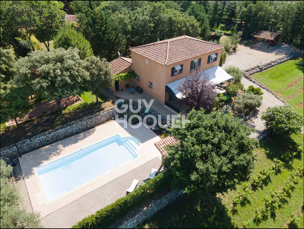 Maison à SAINT-MAXIMIN-LA-SAINTE-BAUME