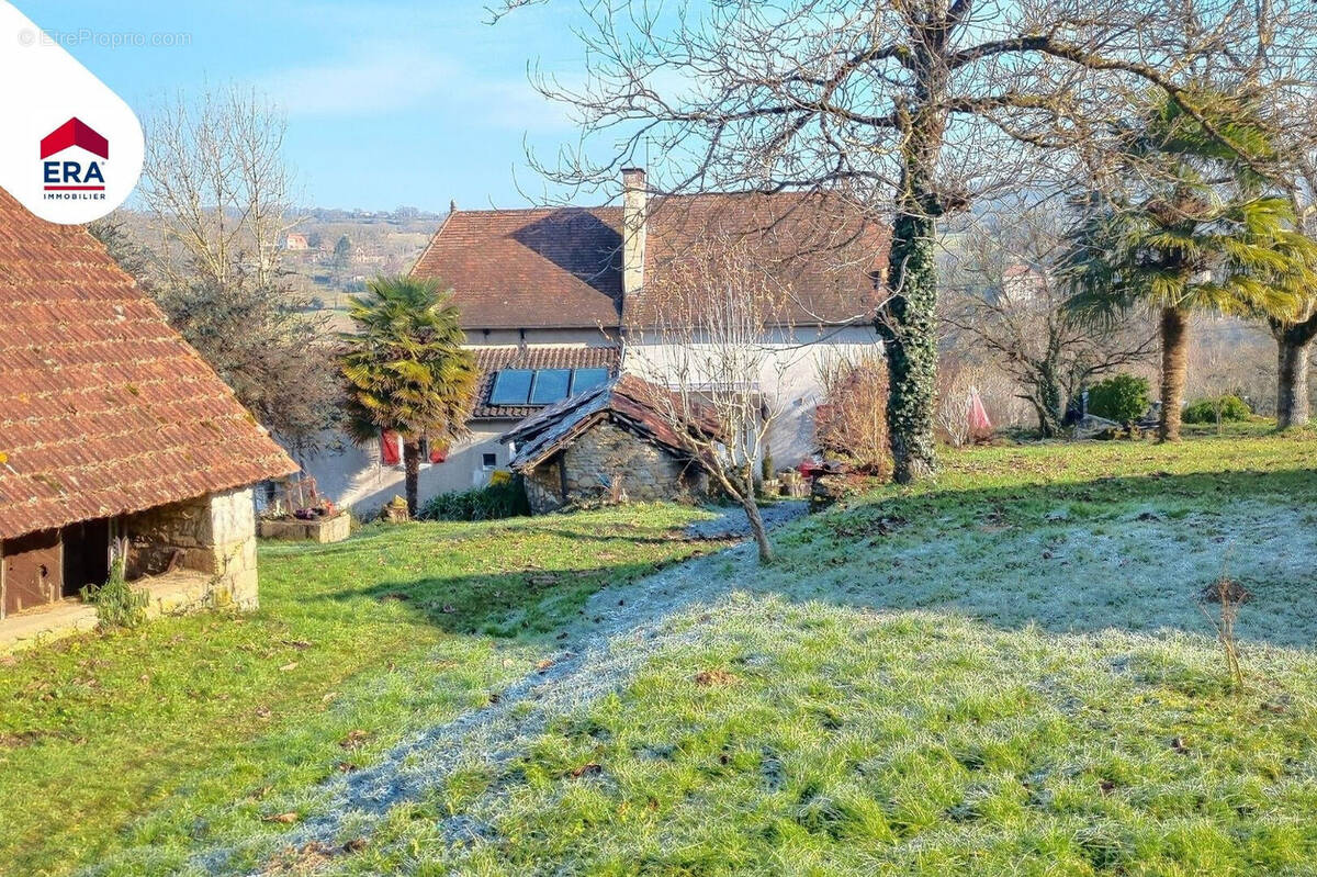 Maison à CAMBURAT