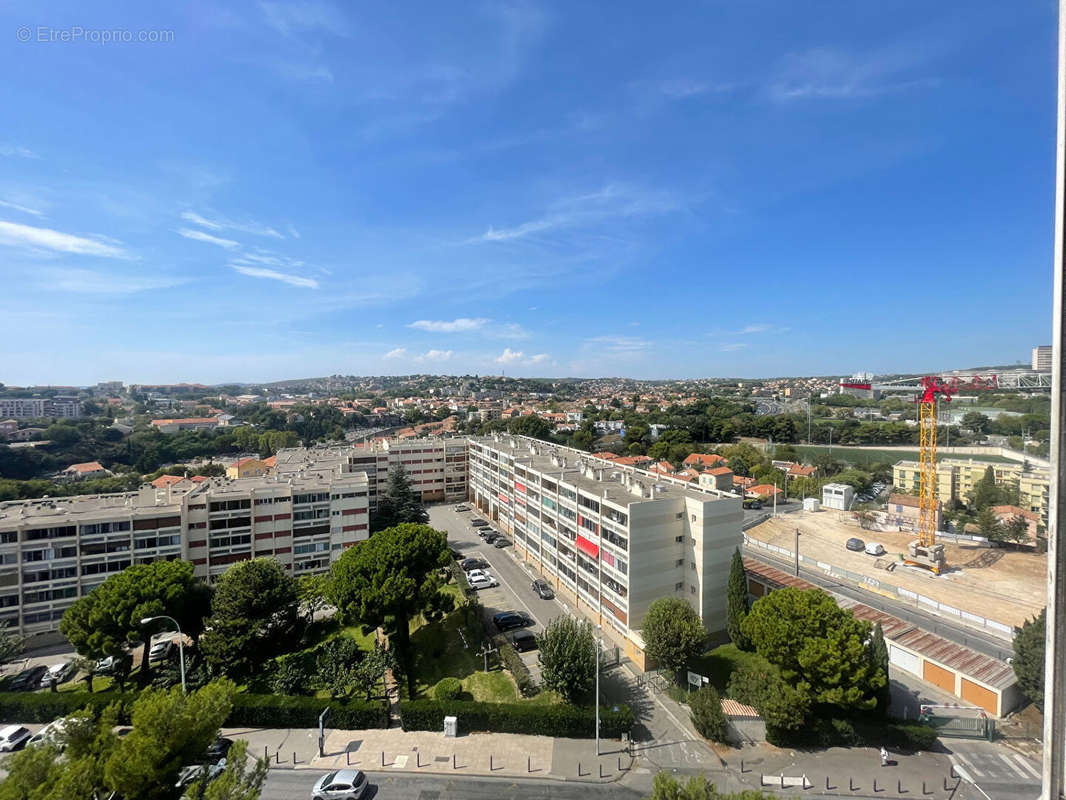 Appartement à MARSEILLE-15E