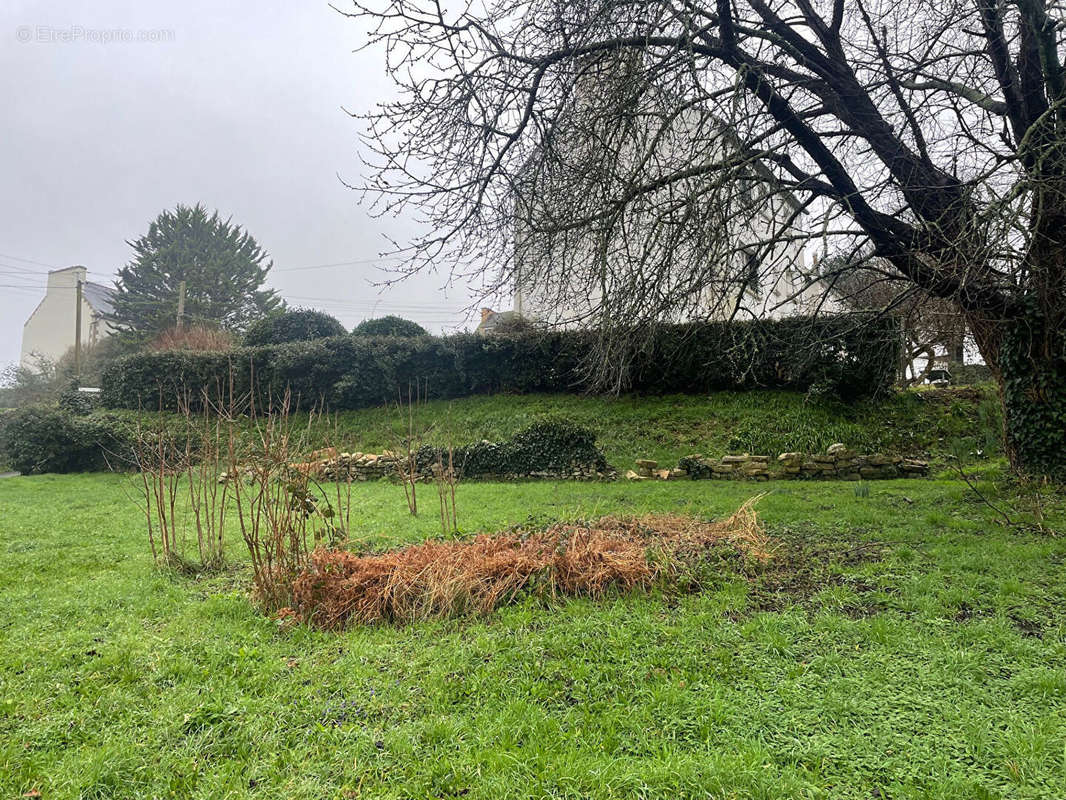 Terrain à DOUARNENEZ