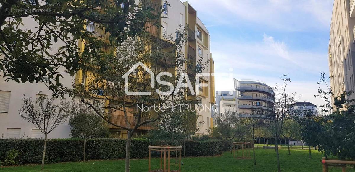 Photo 1 - Appartement à ISSY-LES-MOULINEAUX