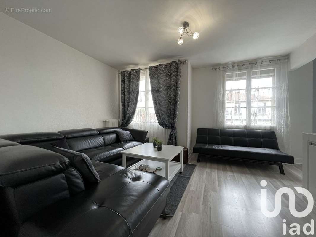 Photo 2 - Appartement à VITRY-SUR-SEINE