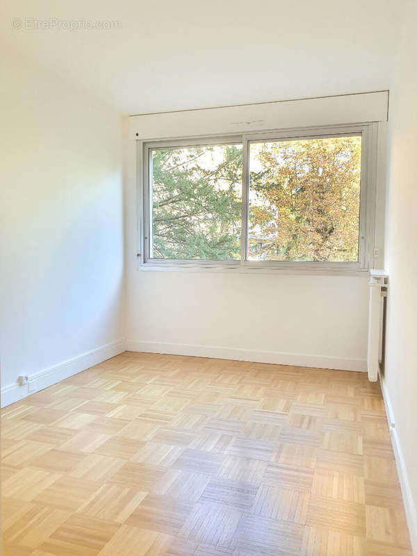 Appartement à NOGENT-SUR-MARNE