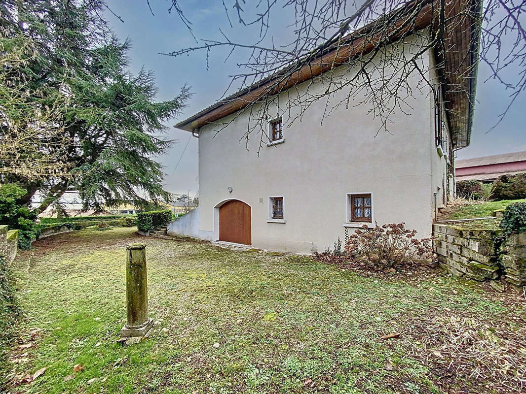 Maison à MEXIMIEUX