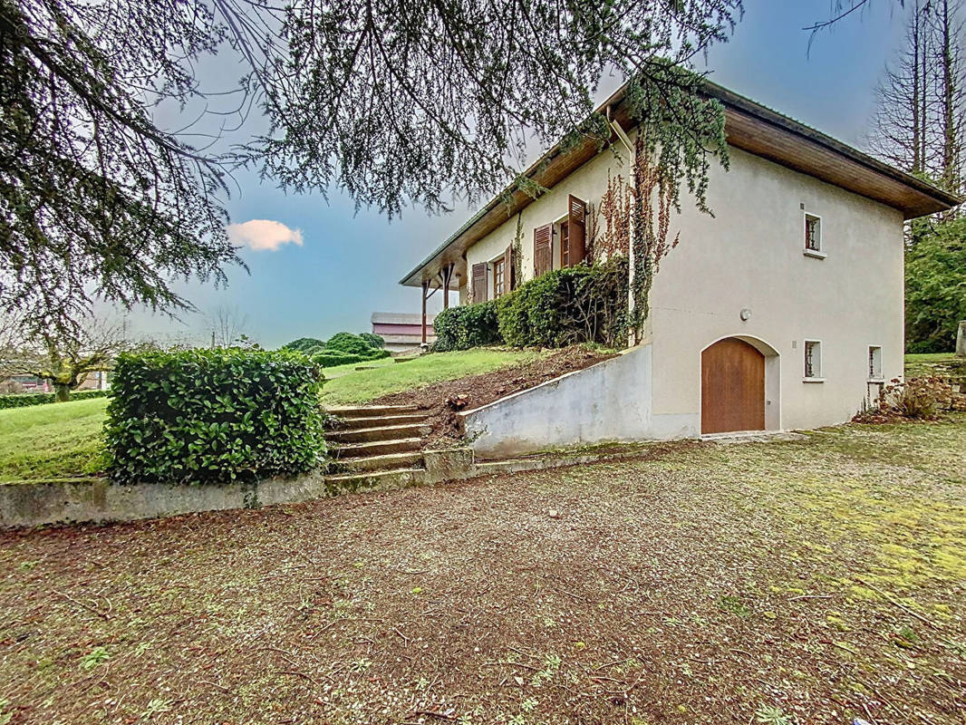 Maison à MEXIMIEUX