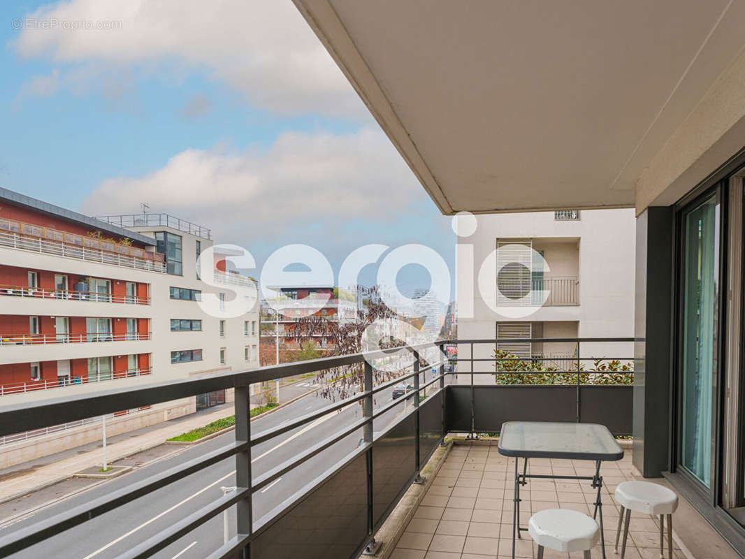 Appartement à ISSY-LES-MOULINEAUX