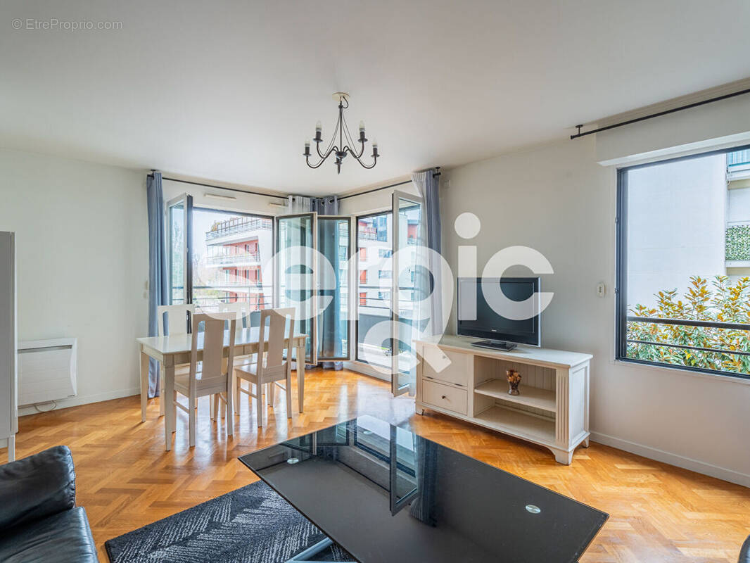 Appartement à ISSY-LES-MOULINEAUX