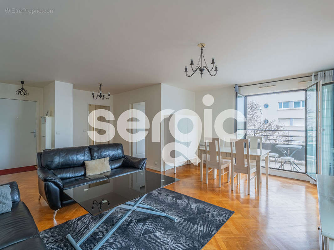 Appartement à ISSY-LES-MOULINEAUX