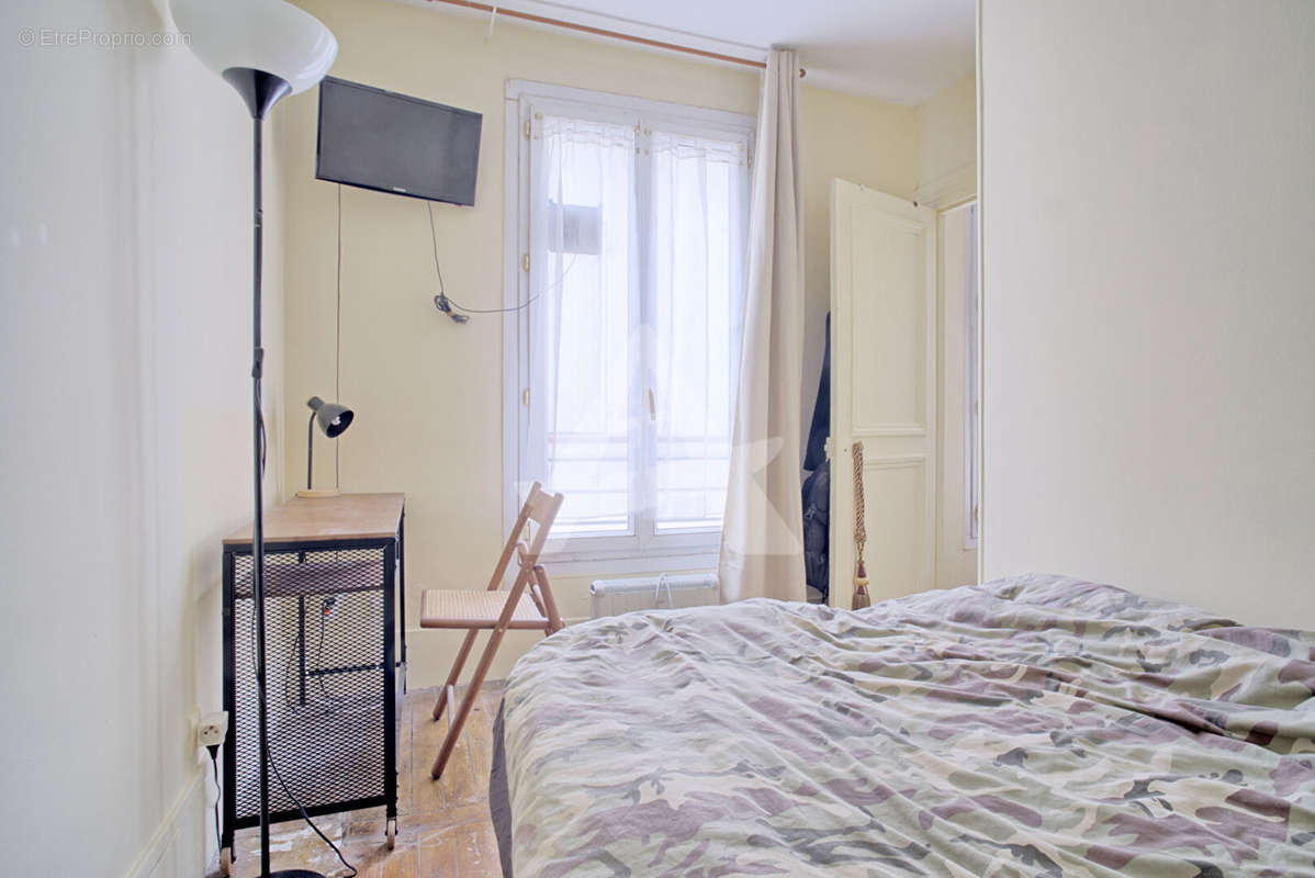 Appartement à PARIS-7E