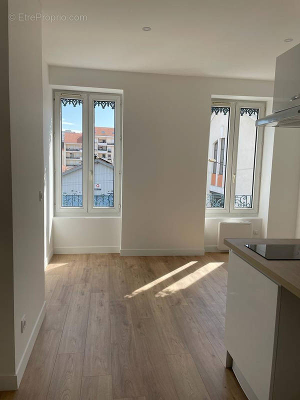 Appartement à LYON-9E