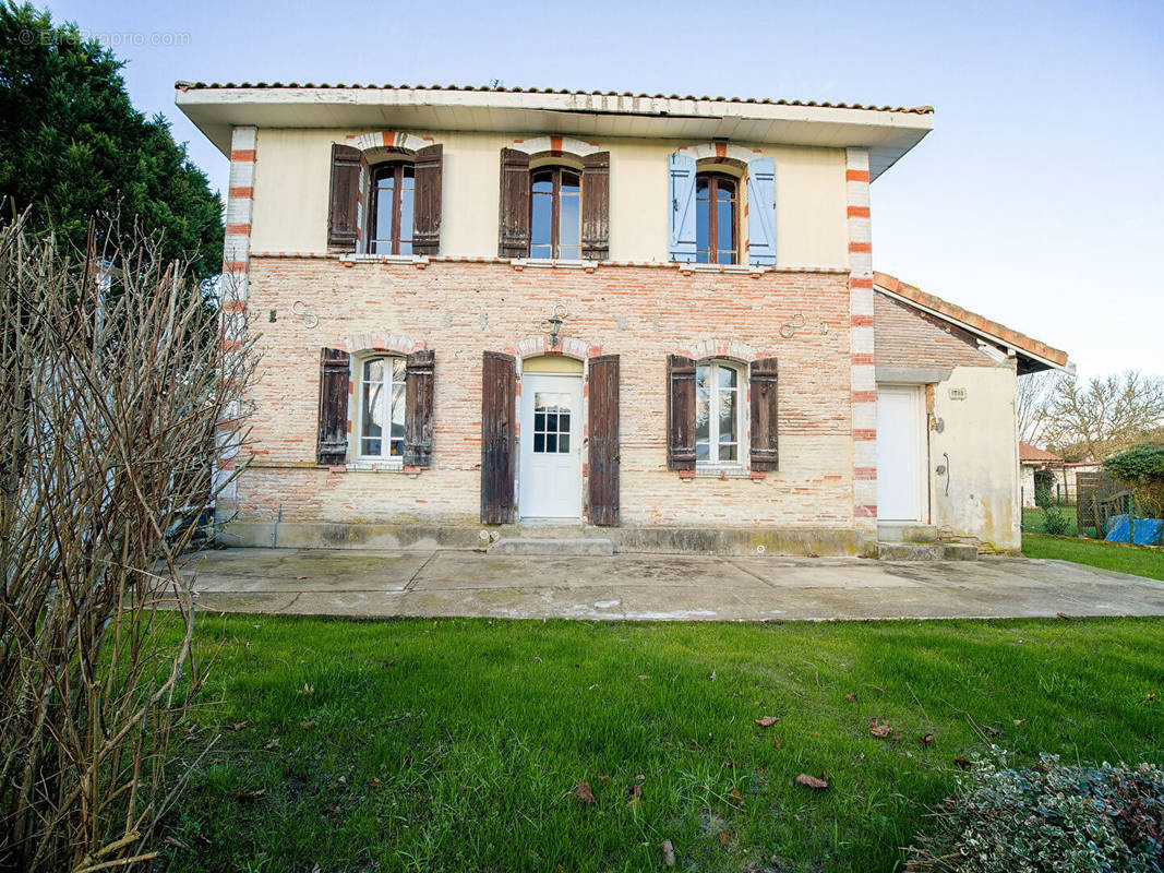 Maison à LABOUHEYRE