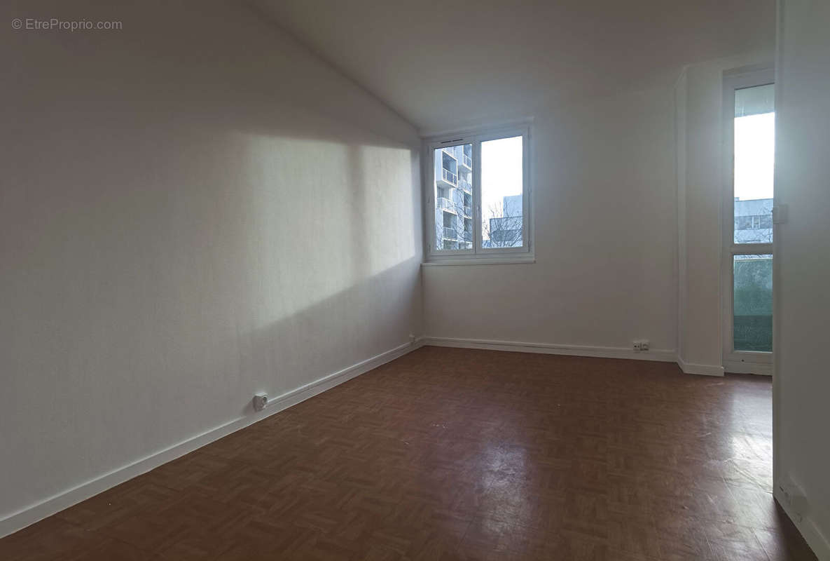 Appartement à ROSNY-SOUS-BOIS