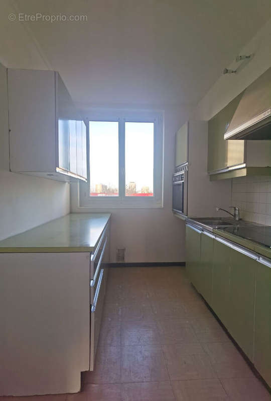 Appartement à ROSNY-SOUS-BOIS