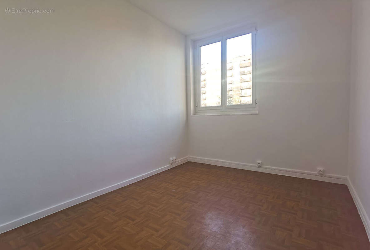 Appartement à ROSNY-SOUS-BOIS