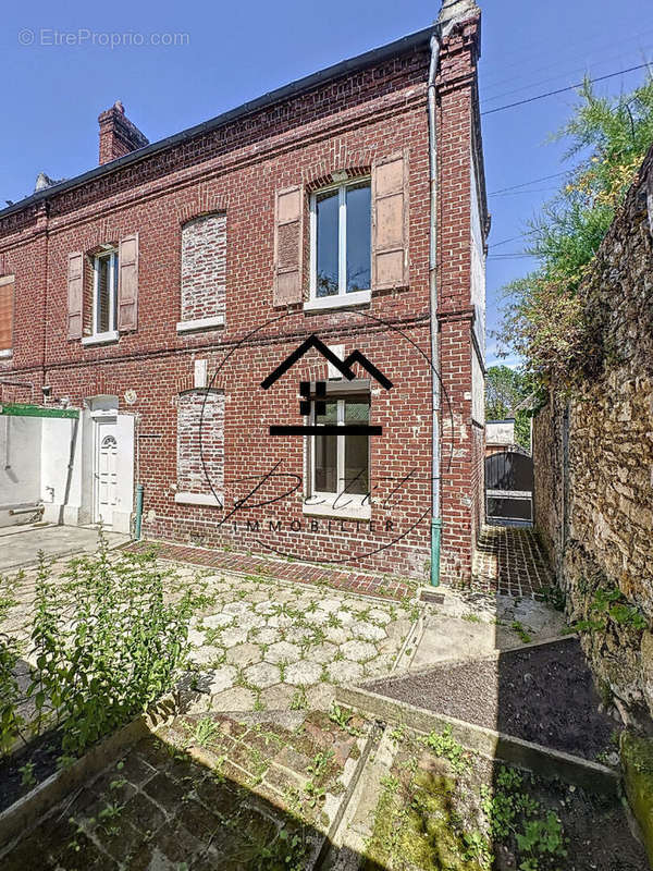 Maison à CLERMONT