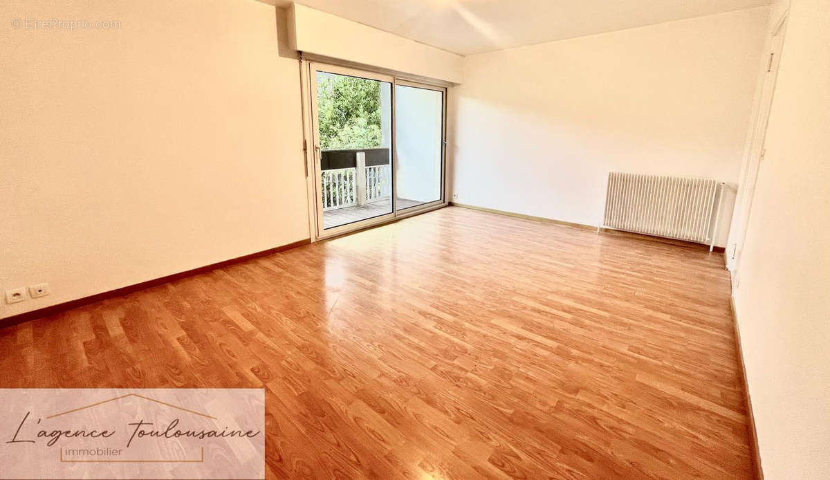 Appartement à RAMONVILLE-SAINT-AGNE