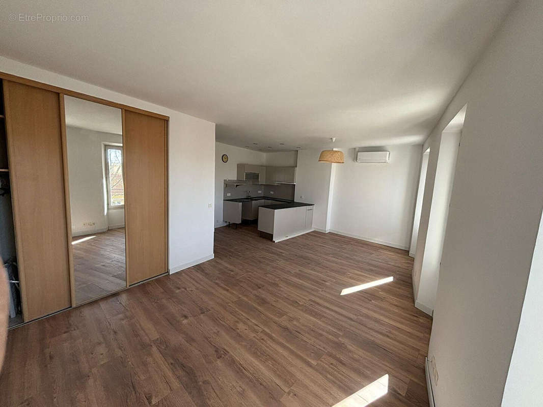 Appartement à HYERES