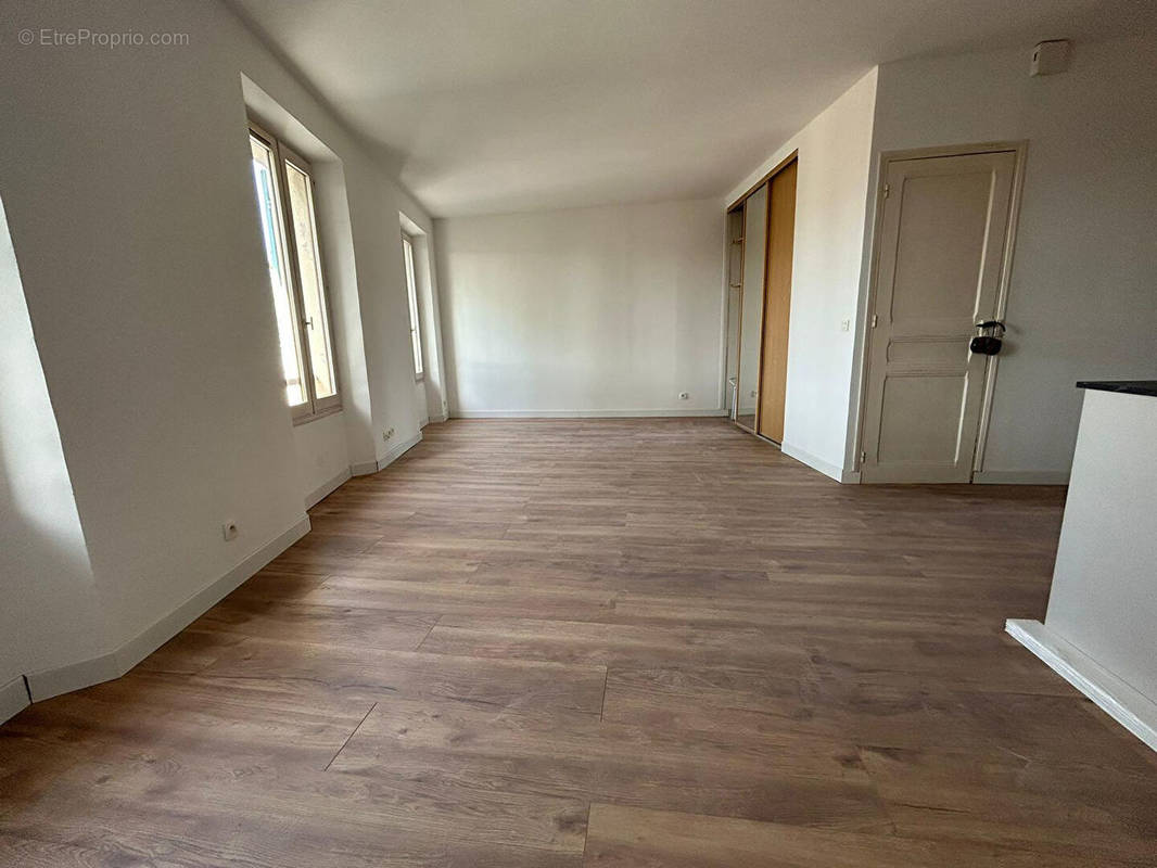 Appartement à HYERES