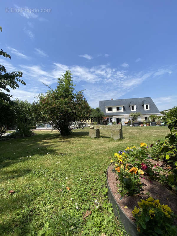 Maison à OCTEVILLE-SUR-MER