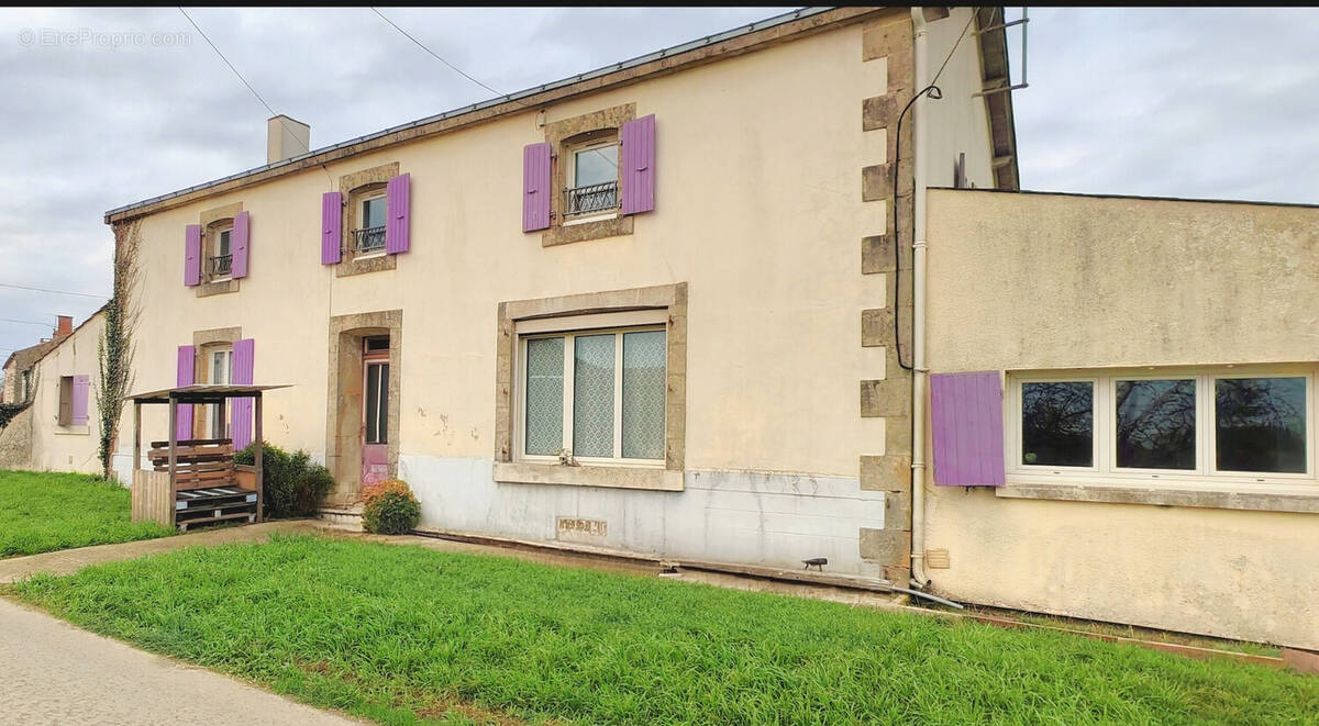 Maison à SAINT-MAURICE-DES-NOUES