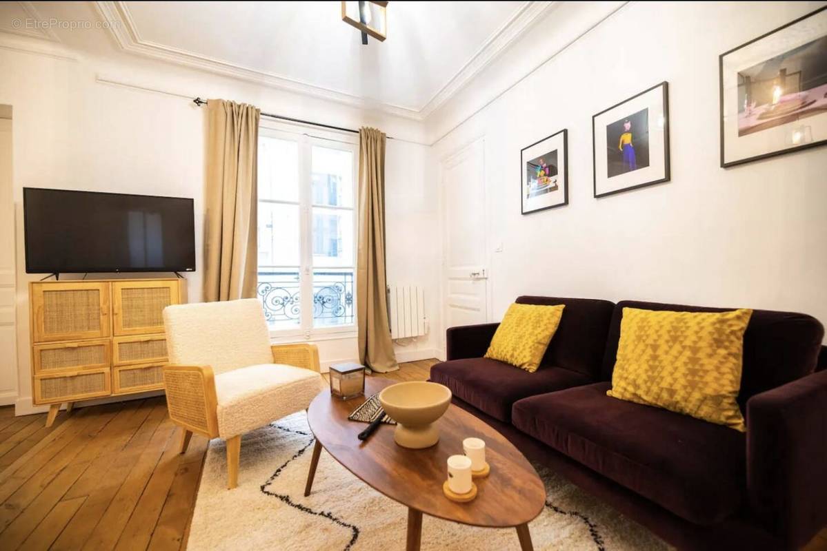 Appartement à PARIS-11E