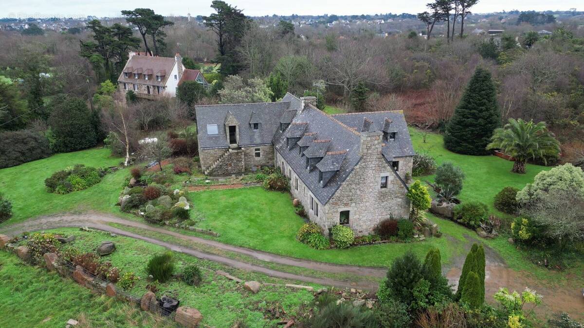 Maison à PLEUMEUR-BODOU