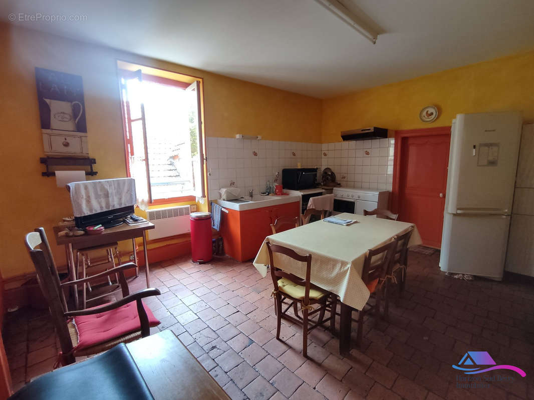 CUISINE - Appartement à CHATEAUMEILLANT