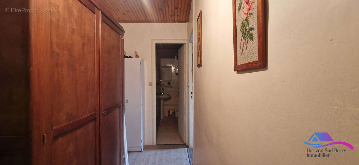 Palier 5,56 m² - Maison à CHATEAUMEILLANT