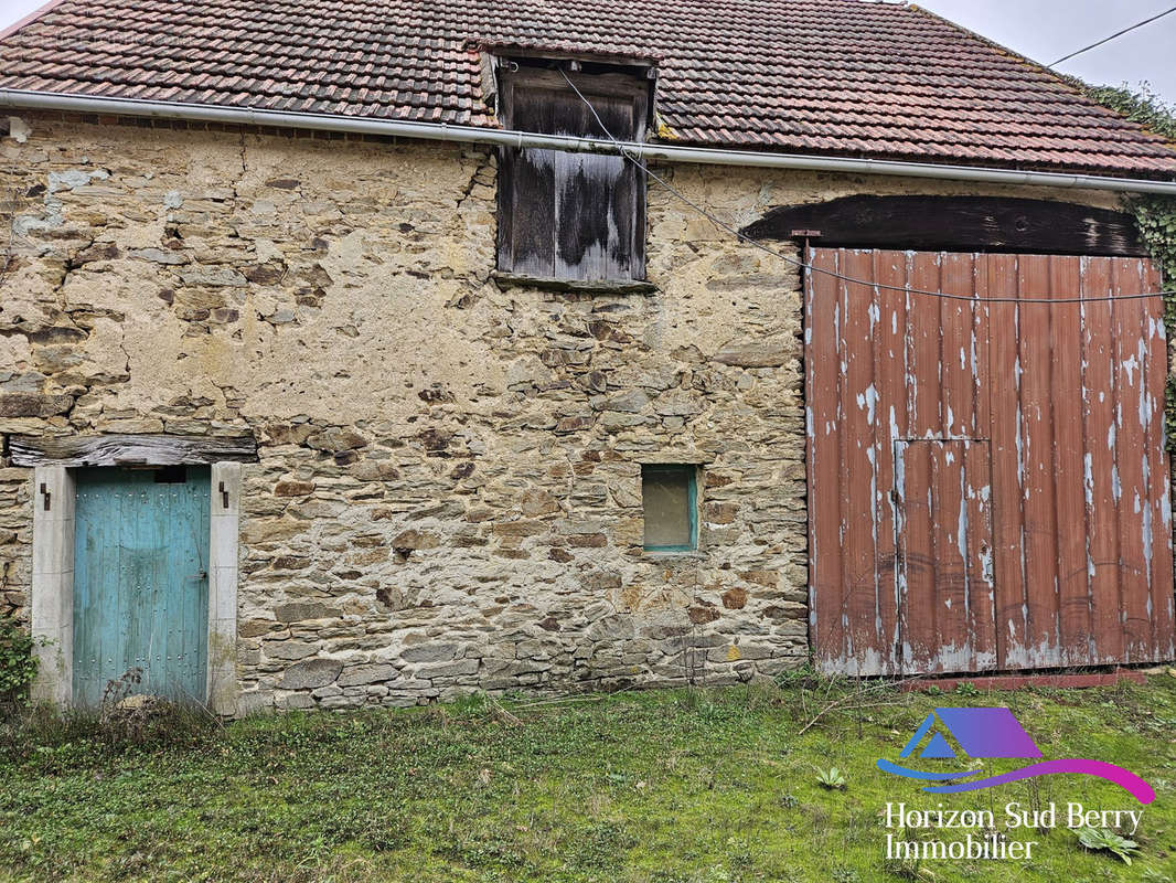 Grange - Maison à PERASSAY