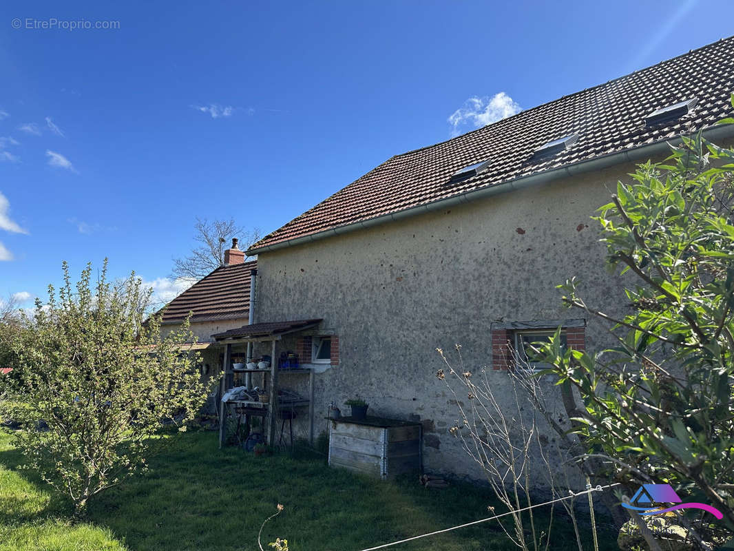 Façade arriere  - Maison à VESDUN