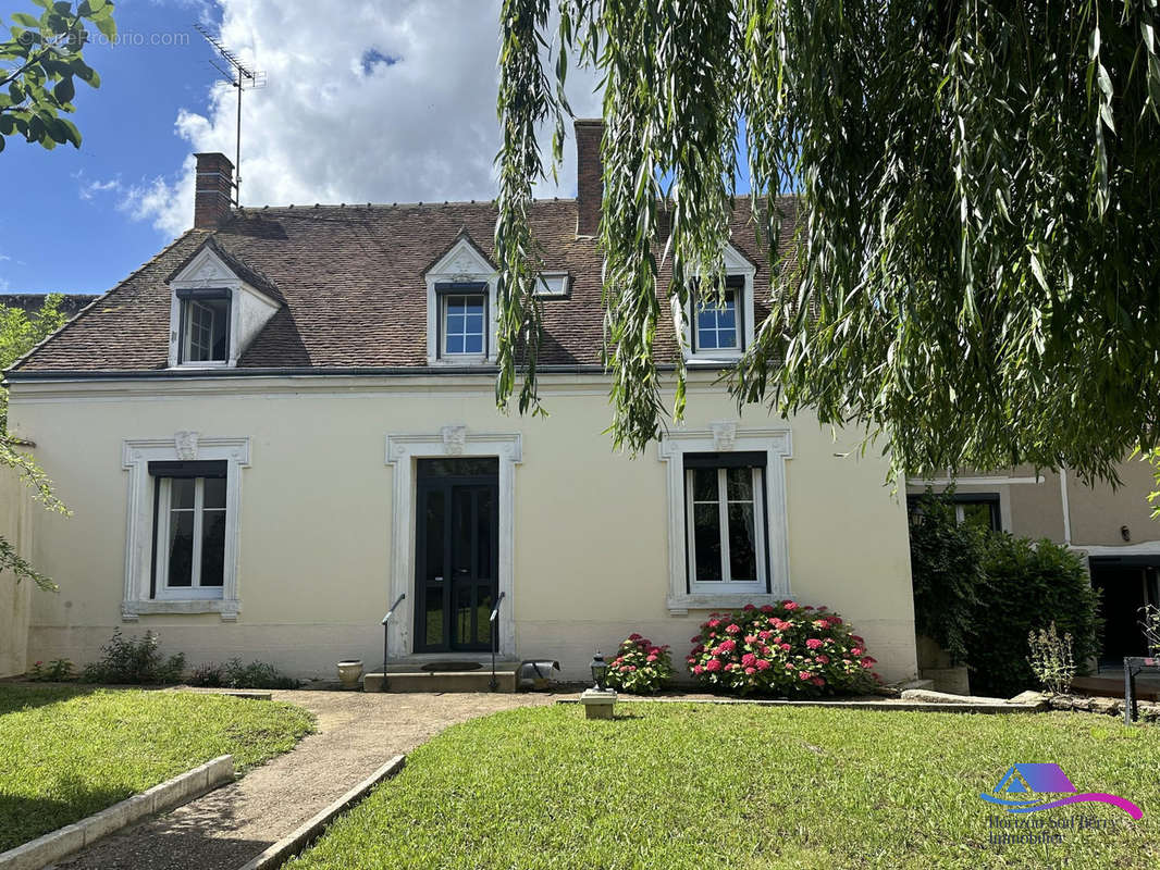 Maison à CHATEAUMEILLANT