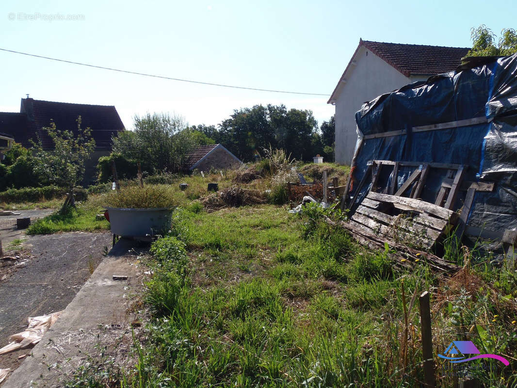 jardin - Maison à URCIERS