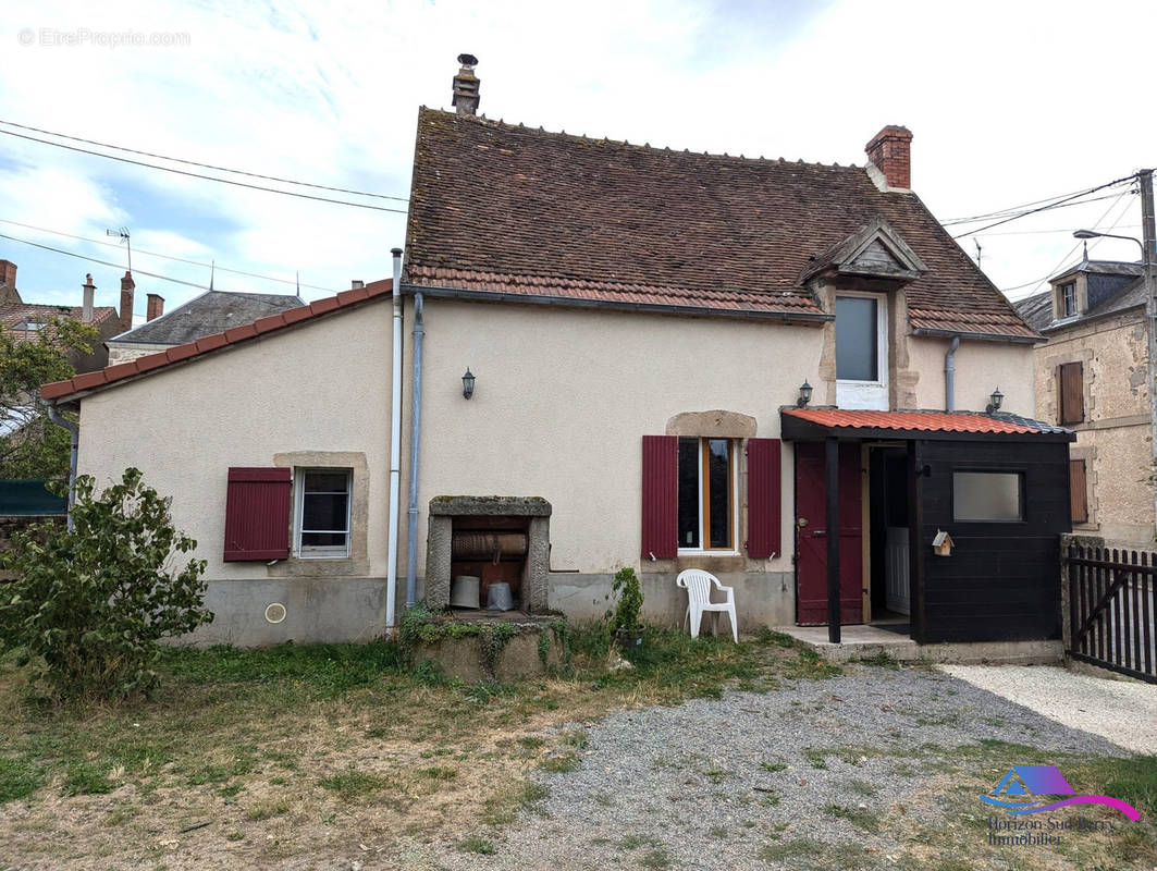 Façade avant - Maison à URCIERS