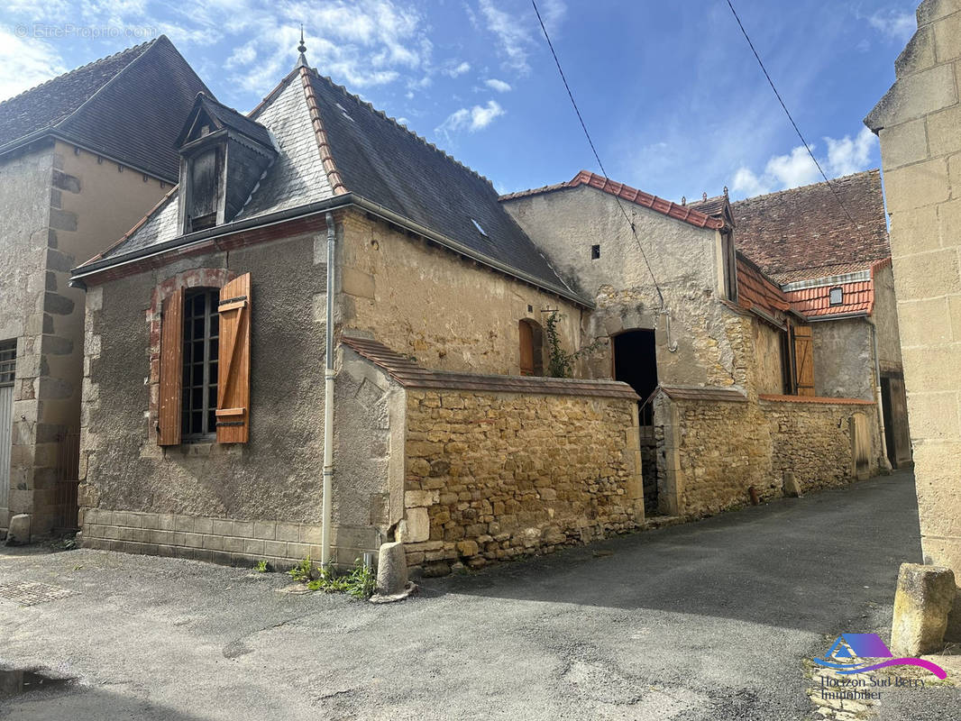 Façade - Maison à LA CHATRE