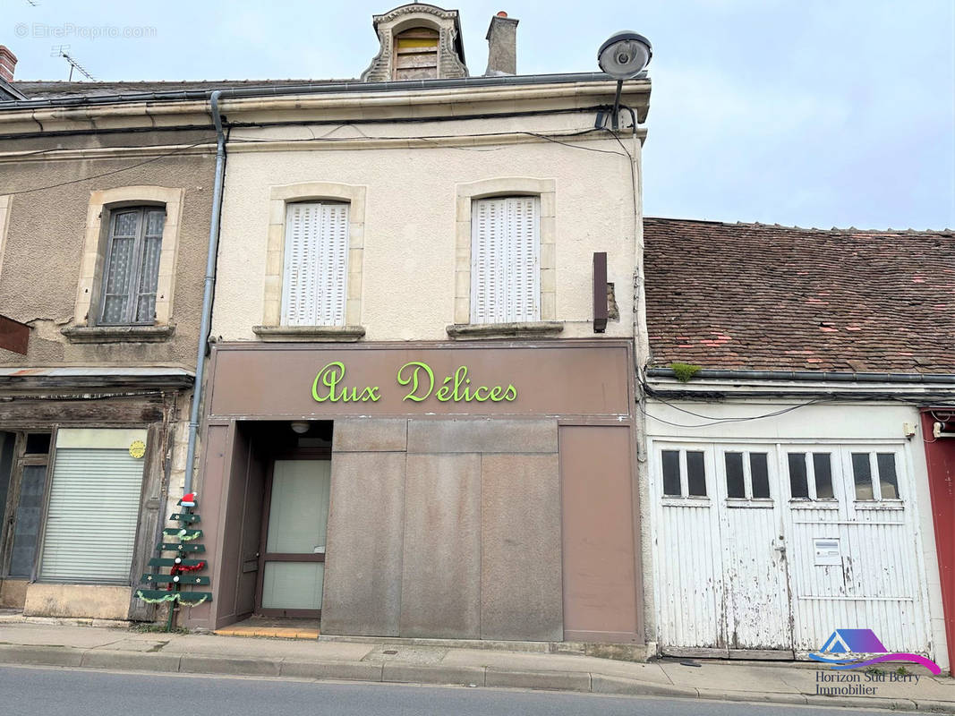 Façade avant  - Appartement à CULAN