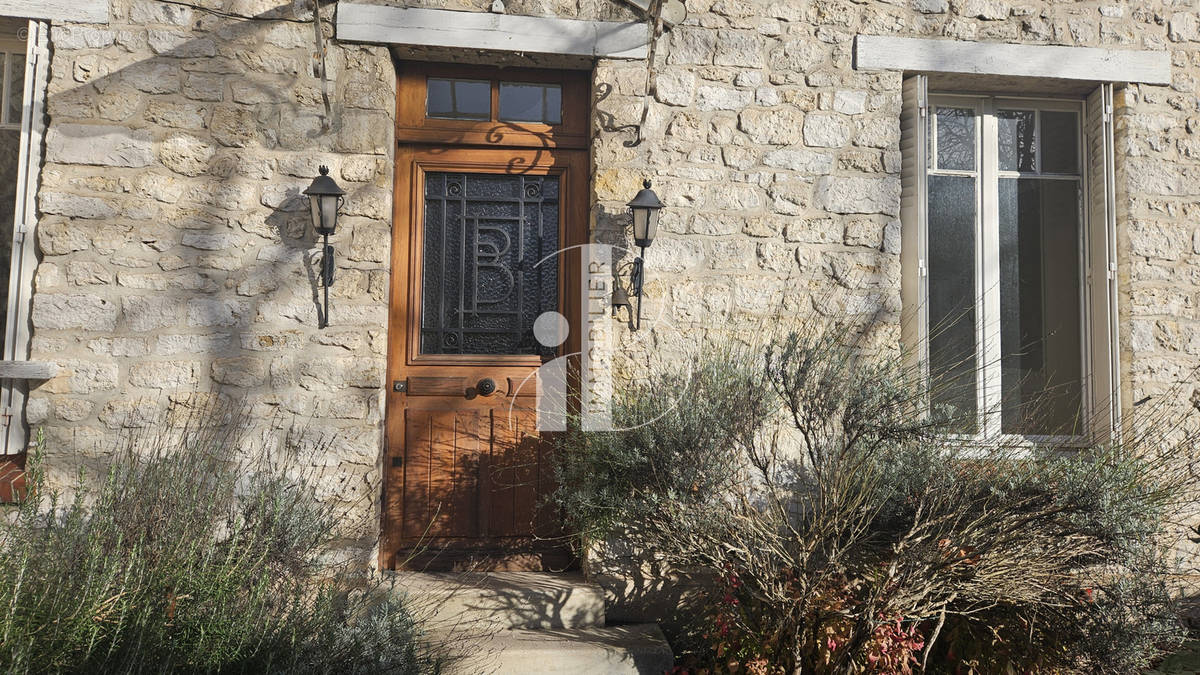 Maison à FONTAINEBLEAU