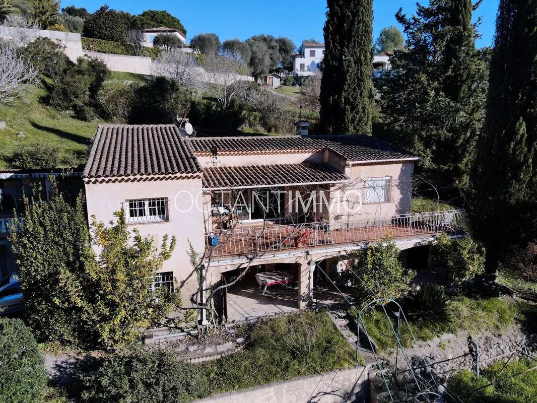 Maison à BIOT