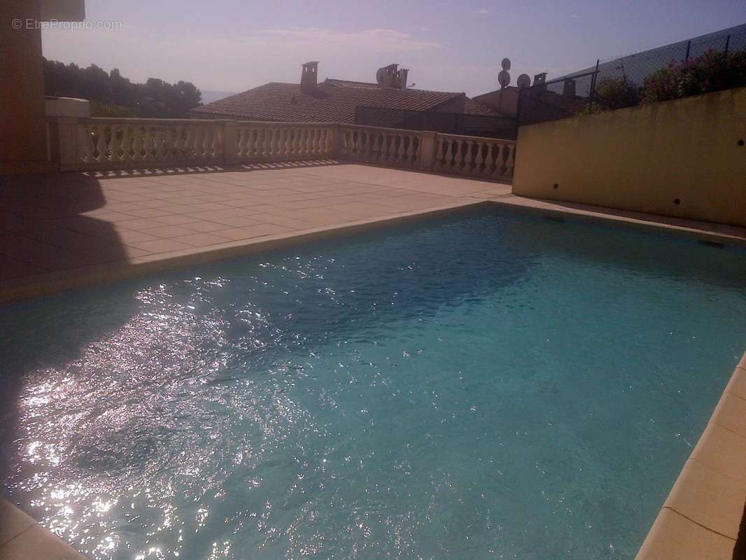 Appartement à ROQUEBRUNE-CAP-MARTIN