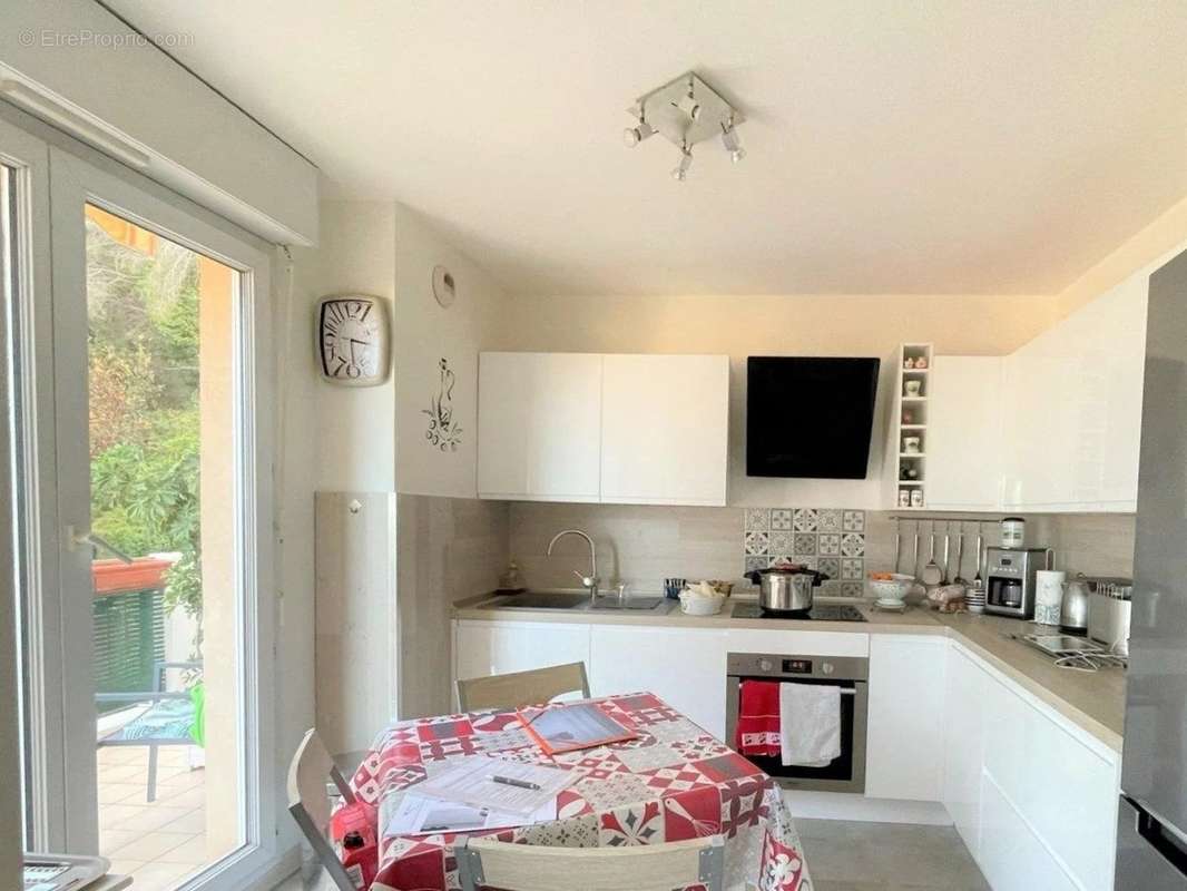 Appartement à ROQUEBRUNE-CAP-MARTIN