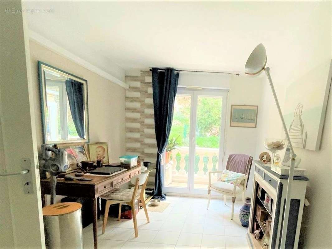 Appartement à ROQUEBRUNE-CAP-MARTIN