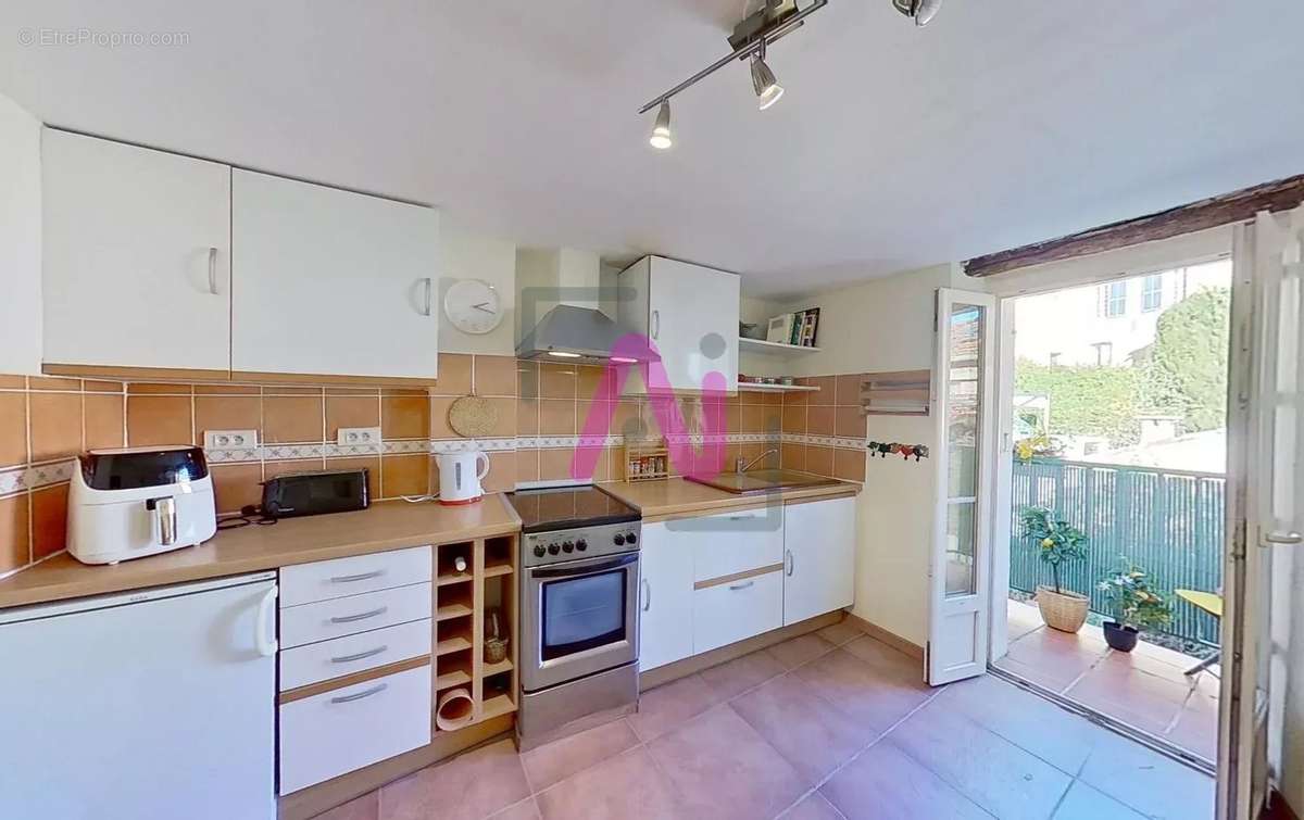 Appartement à HYERES