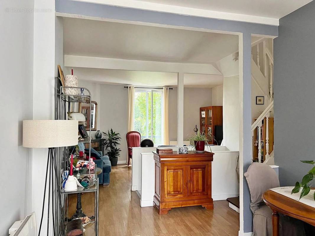 Appartement à LE PERREUX-SUR-MARNE