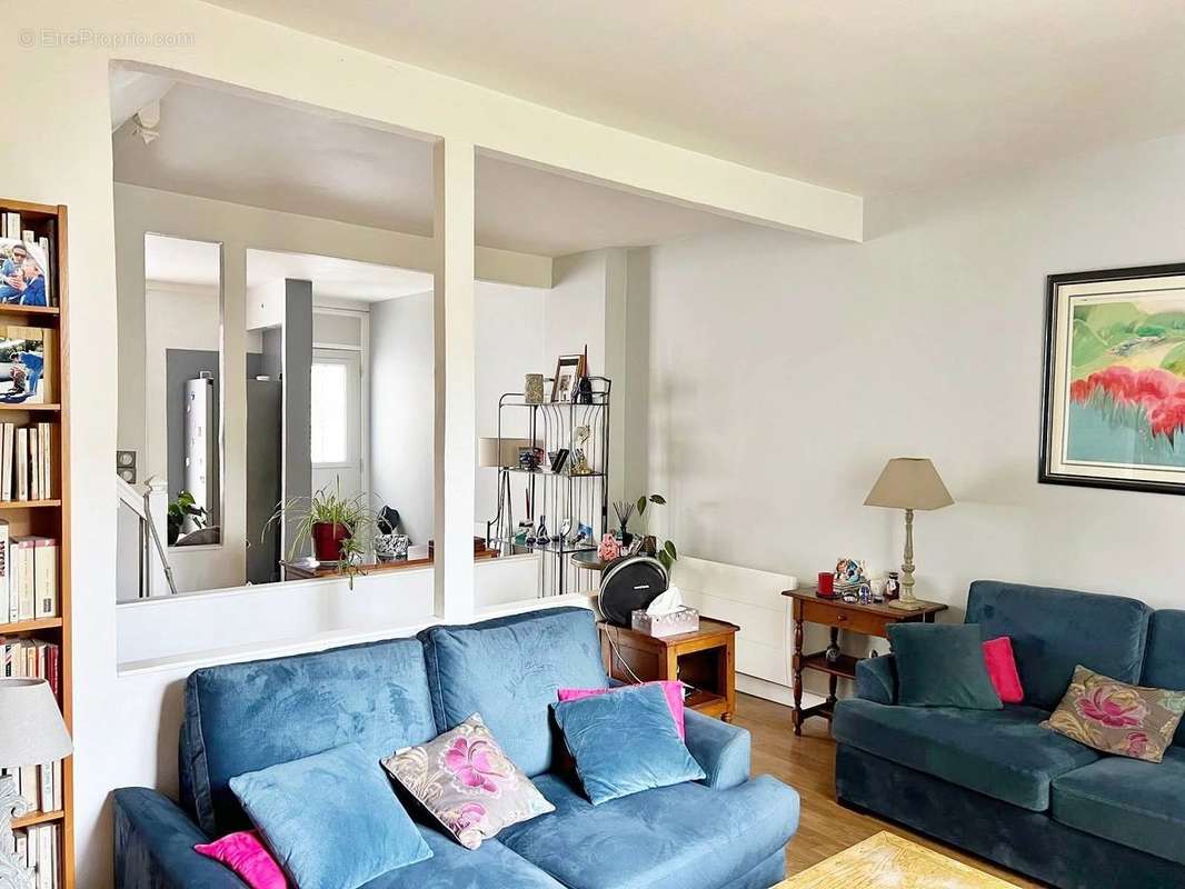 Appartement à LE PERREUX-SUR-MARNE